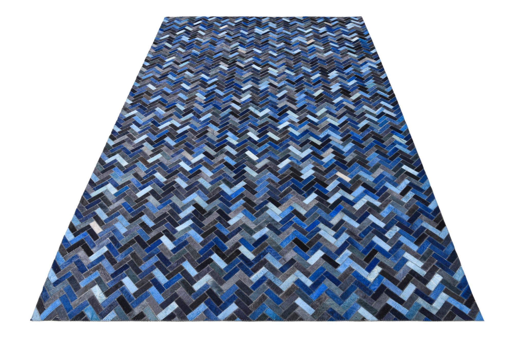 5' 1 x 8' Cowhide Rug