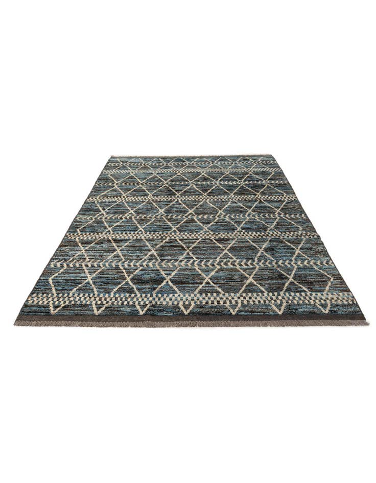Detail image of 6' 9 x 10' 1 Hand Knotted Darya Wool Rug