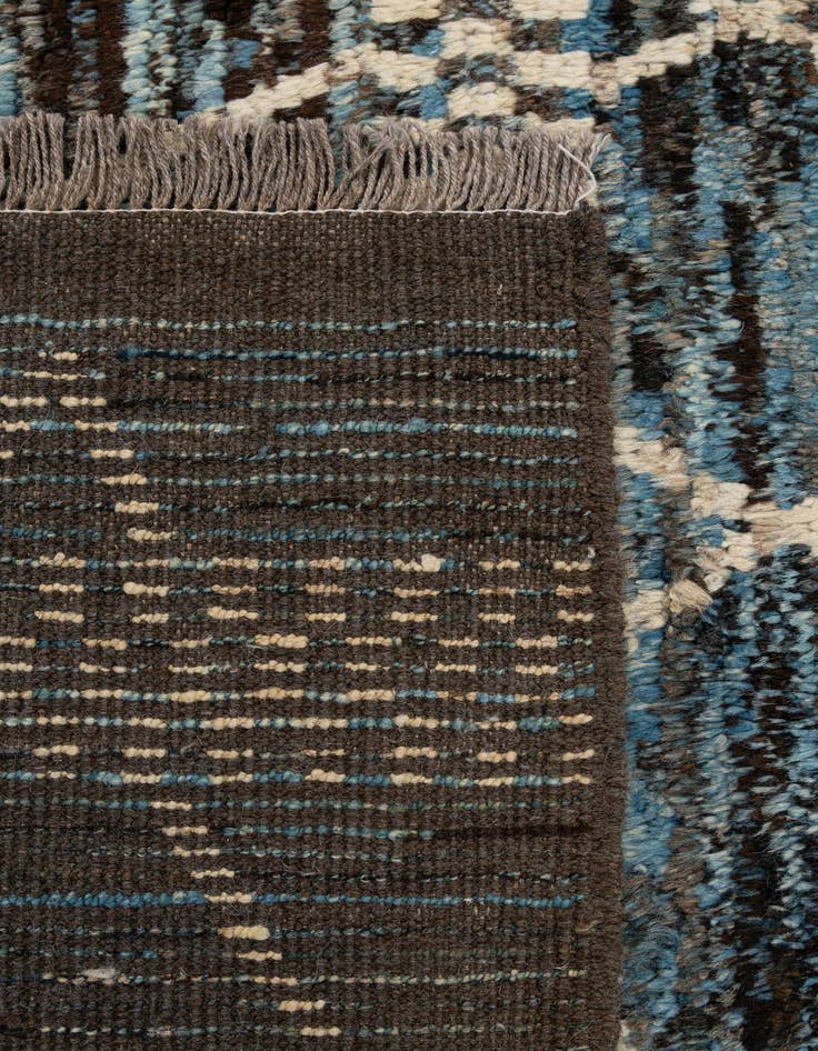 Detail image of 6' 9 x 10' 1  Hand Knotted Darya Wool Rug