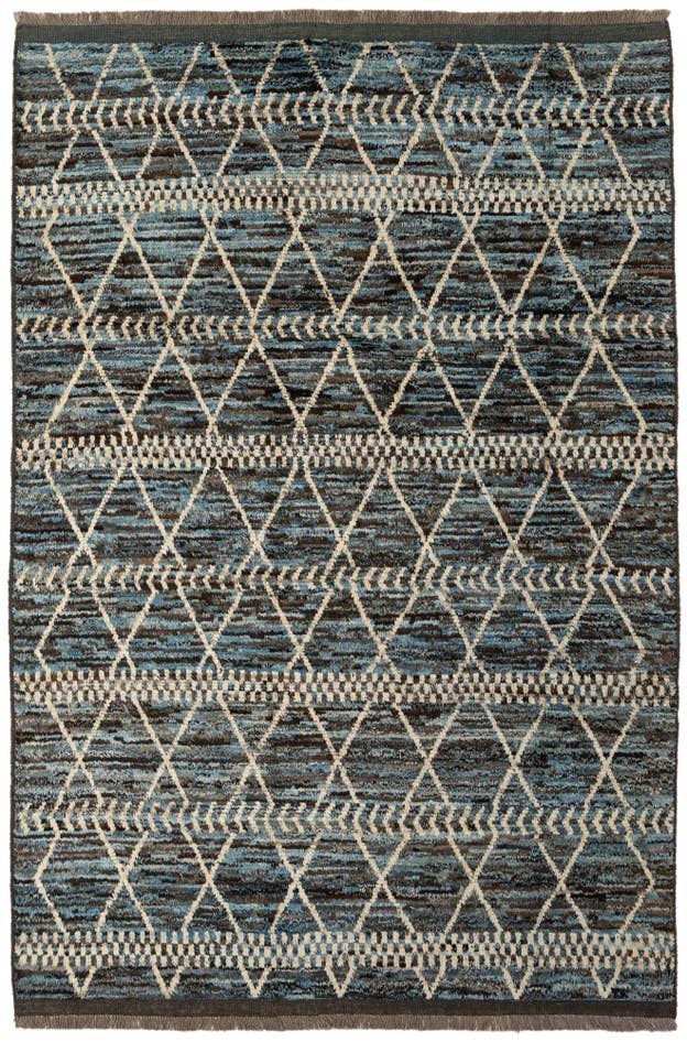 Detail image of 6' 9 x 10' 1 Hand Knotted Darya Wool Rug
