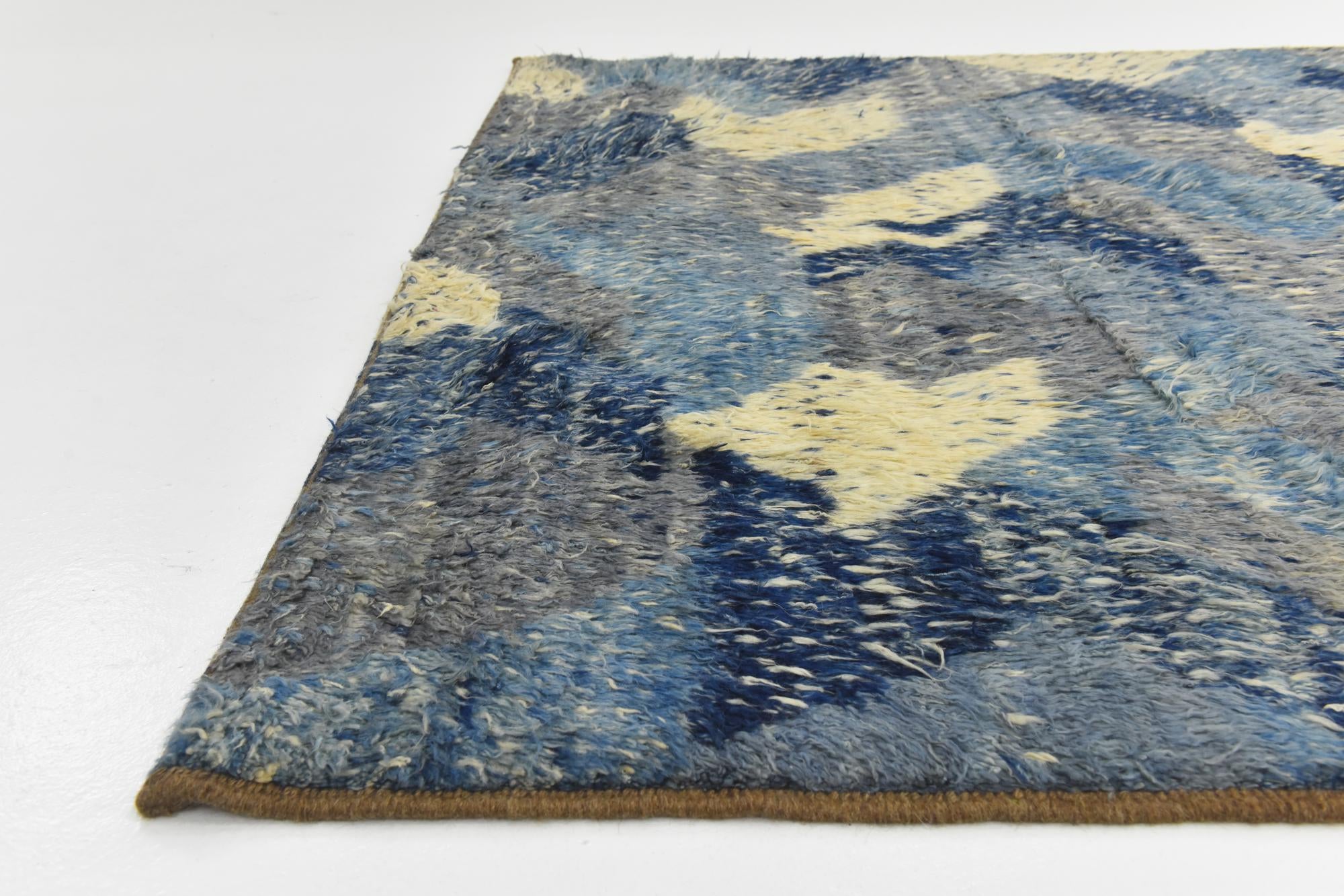 6' 7 x 9' 4 Hand Knotted Darya Wool Rug