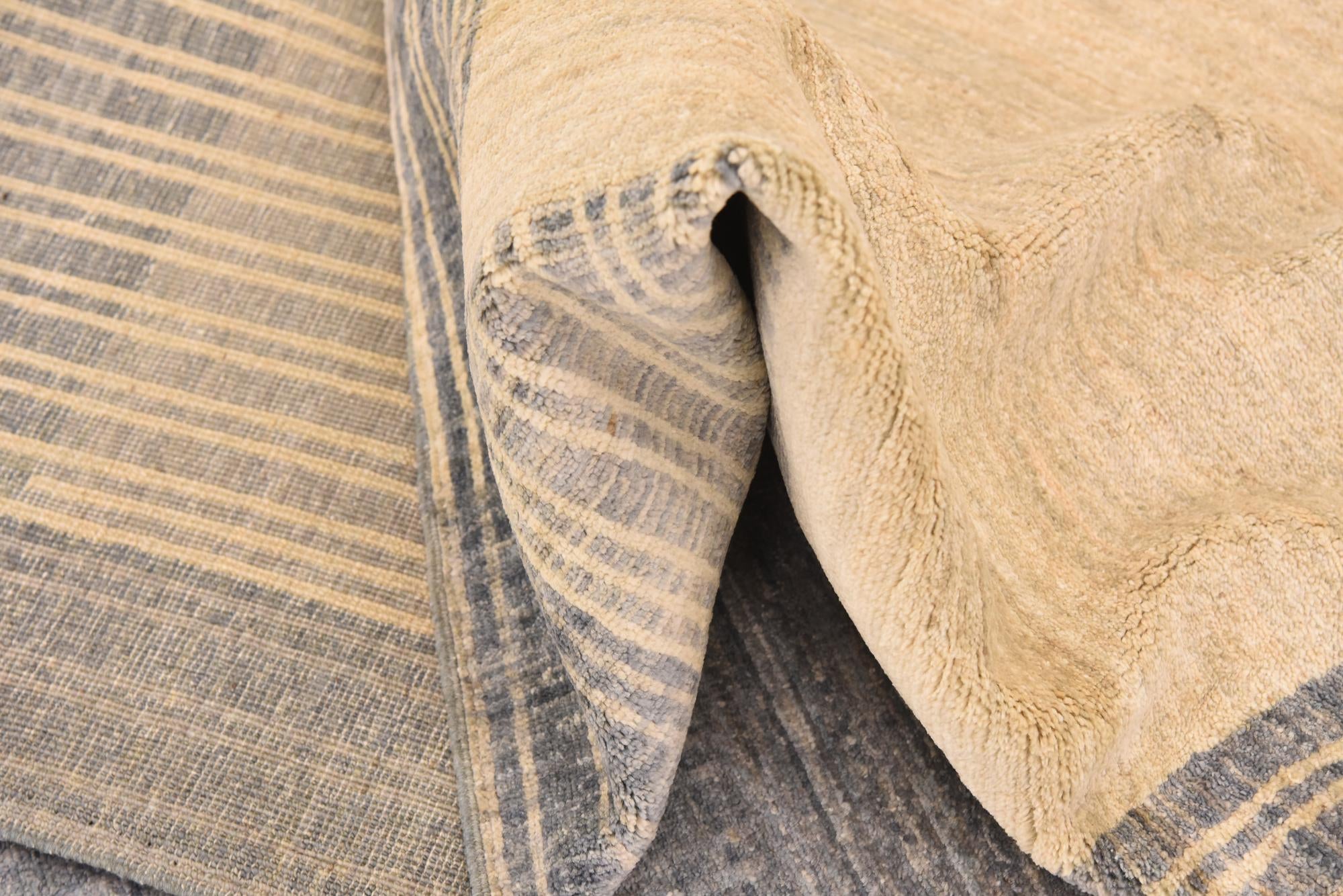 5' 9 x 7' 9 Hand Knotted Darya Wool Rug
