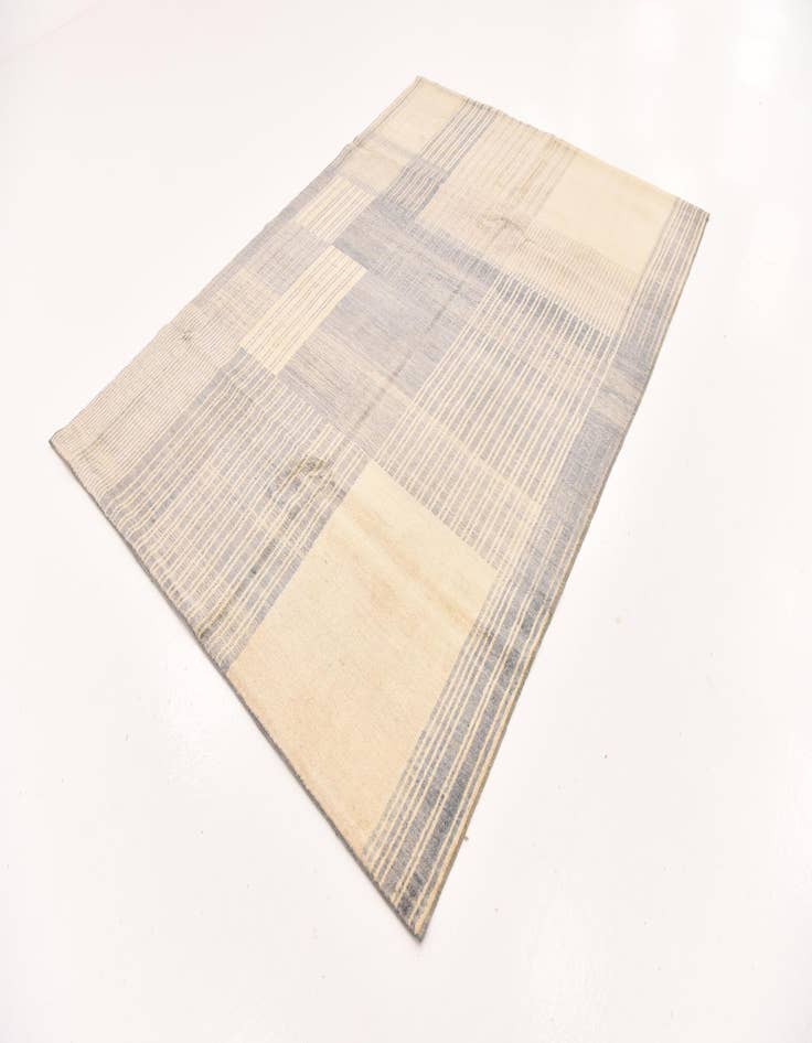 Detail image of 5' 9 x 7' 9  Hand Knotted Darya Wool Rug