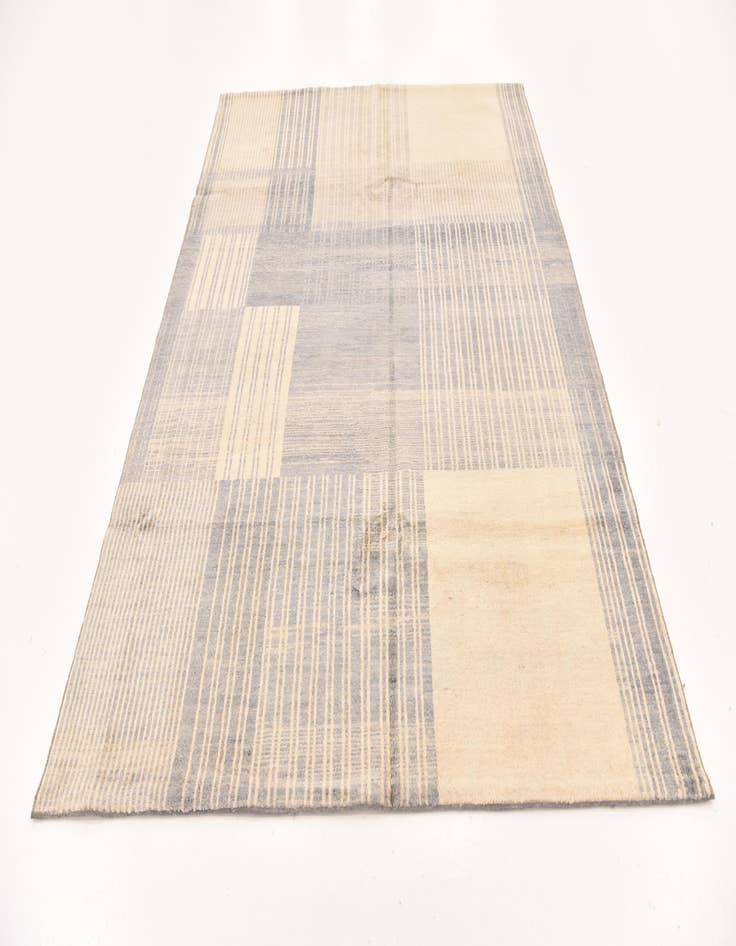 Detail image of 5' 9 x 7' 9  Hand Knotted Darya Wool Rug