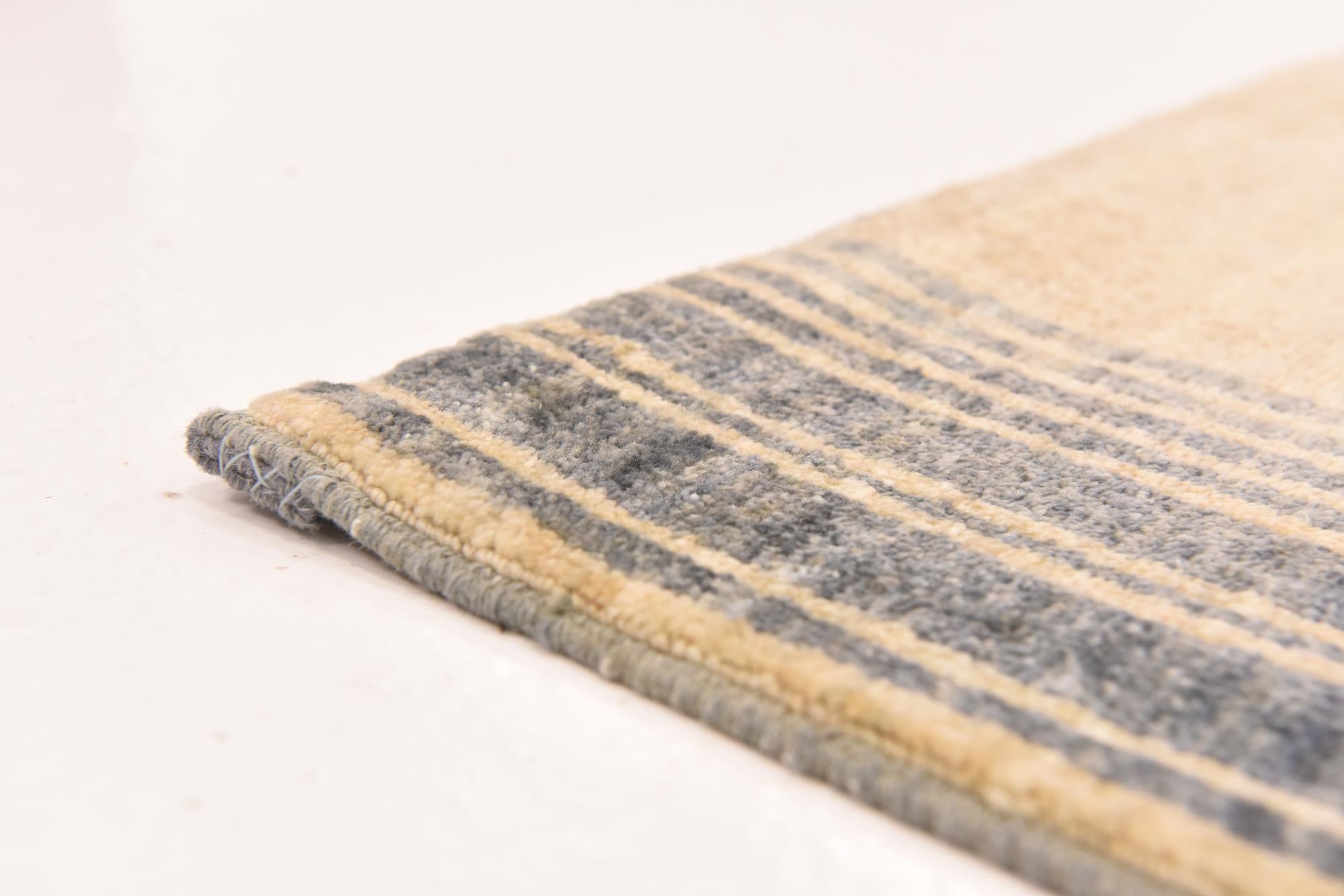 5' 9 x 7' 9 Hand Knotted Darya Wool Rug