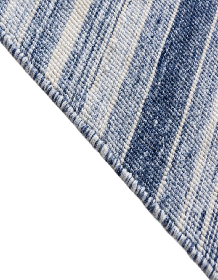 Detail image of 8' 1 x 10' 1  Hand Knotted Darya Wool Rug