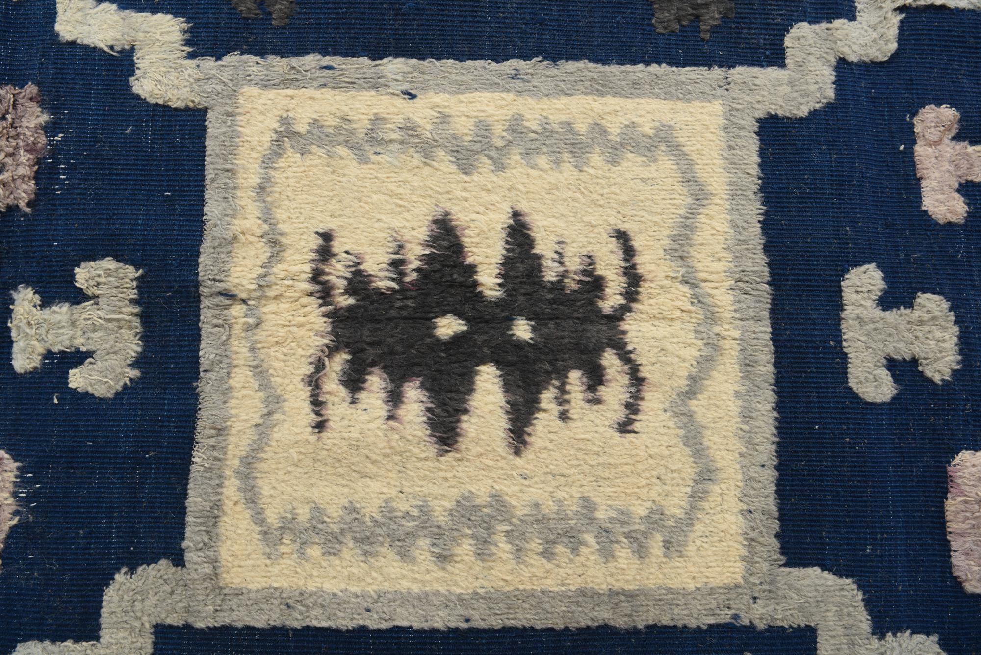 8' 2 x 10' 6 Hand Knotted Darya Wool Rug