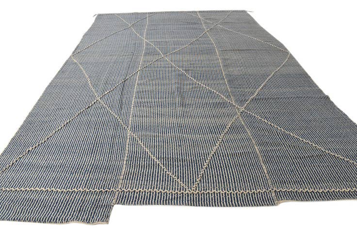 Detail image of 9' 9 x 14' 5 Hand Knotted Darya Wool Rug