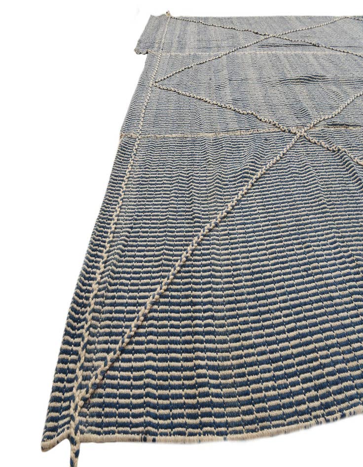 Detail image of 9' 9 x 14' 5  Hand Knotted Darya Wool Rug