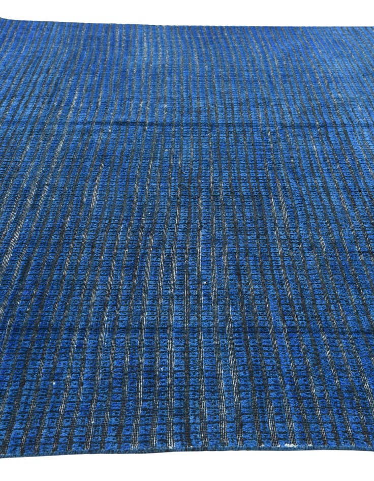 Detail image of 8' x 10' 2  Hand Knotted Darya Wool Rug