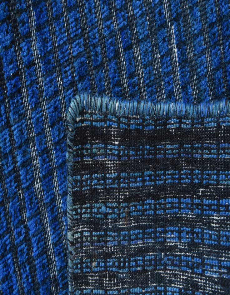 Detail image of 8' x 10' 2  Hand Knotted Darya Wool Rug