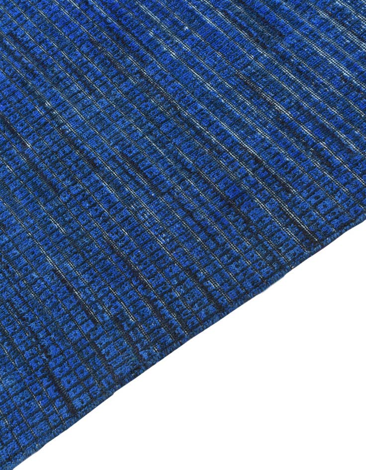 Detail image of 6' 2 x 9' 8  Hand Knotted Darya Wool Rug