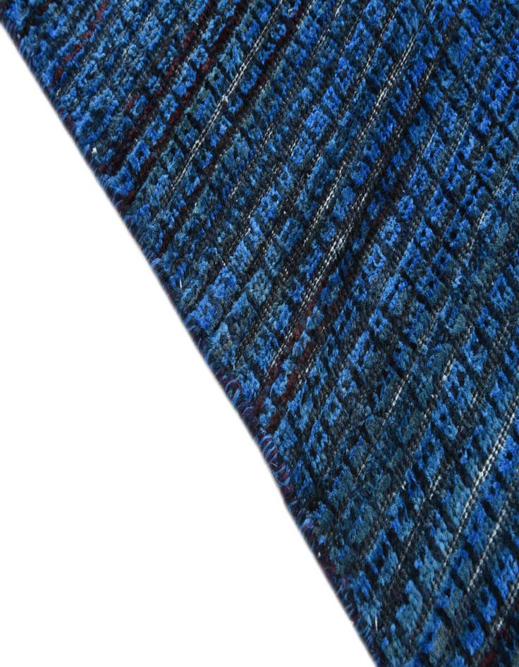 Detail image of 3' 8 x 5' 10 Hand Knotted Darya Wool Rug