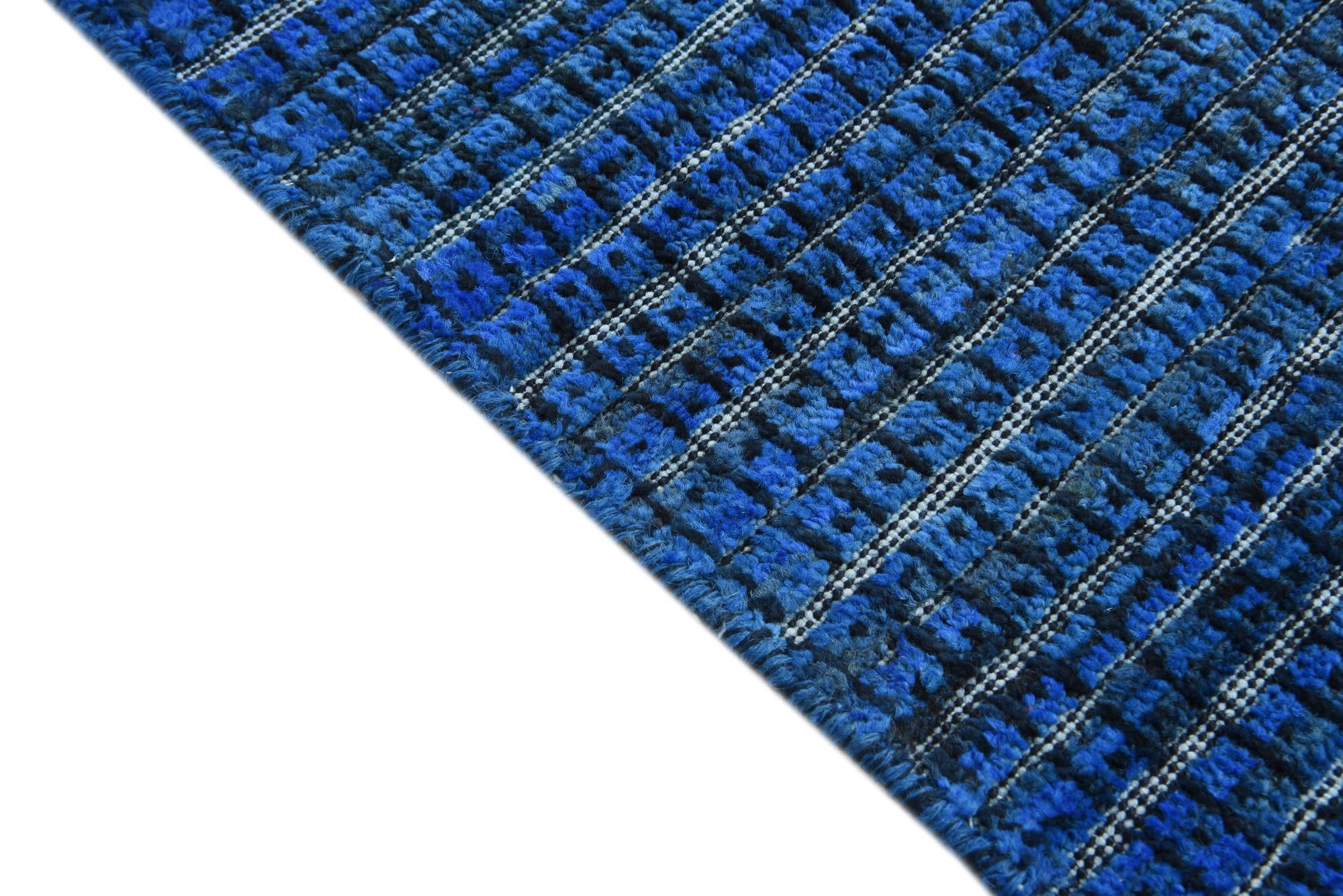 3' 9 x 5' 11 Hand Knotted Darya Wool Rug