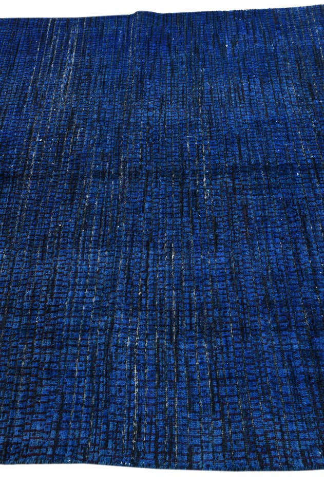 Detail image of 5' 5 x 7' 6 Hand Knotted Darya Wool Rug