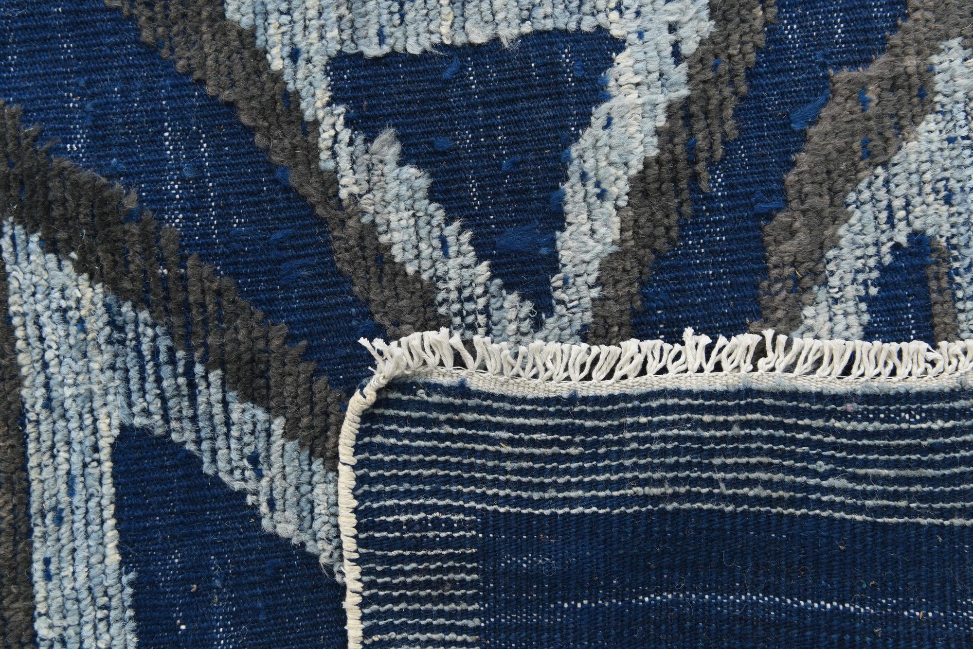7' 9 x 10' 10 Hand Knotted Darya Wool Rug
