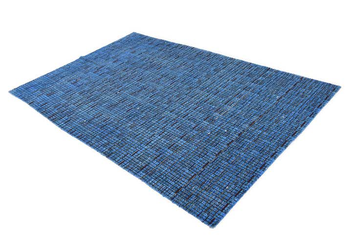 3' 9 x 5' 10 Hand Knotted Darya Wool Rug