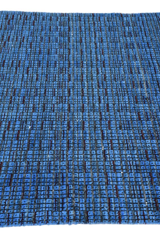Detail image of 3' 9 x 5' 10 Hand Knotted Darya Wool Rug