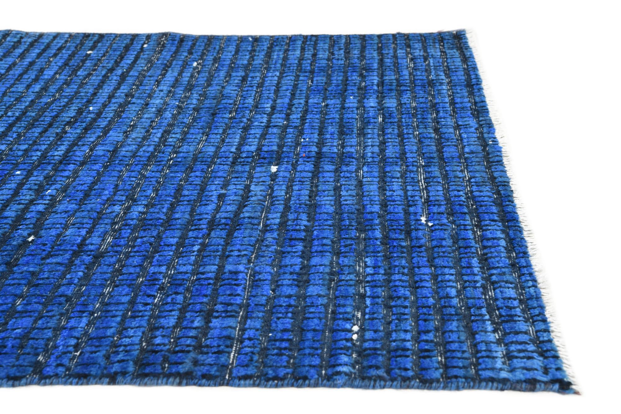 3' 9 x 5' 10 Hand Knotted Darya Wool Rug