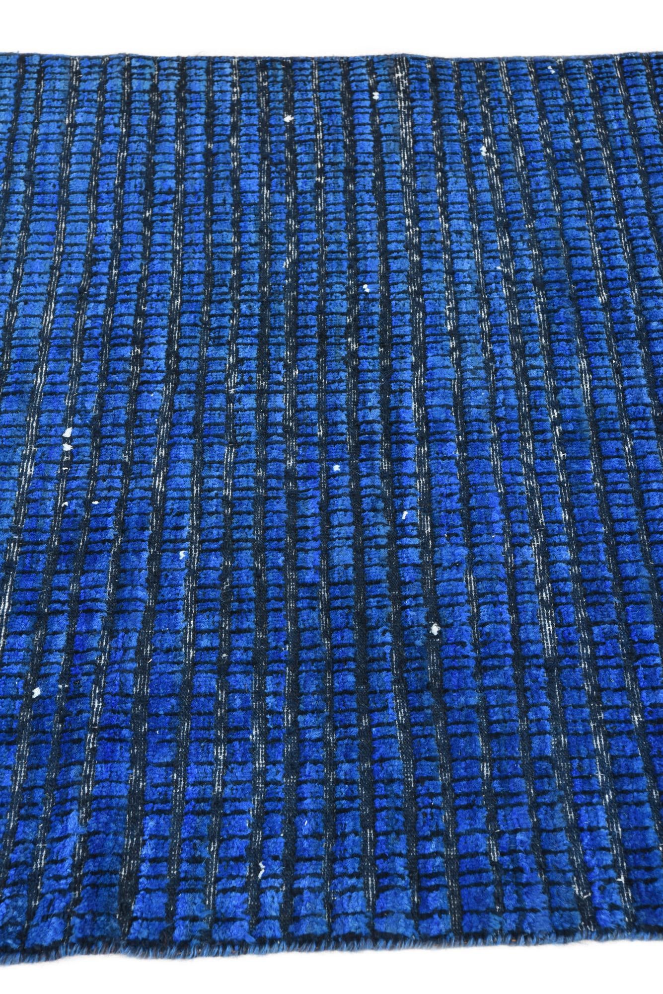3' 9 x 5' 10 Hand Knotted Darya Wool Rug
