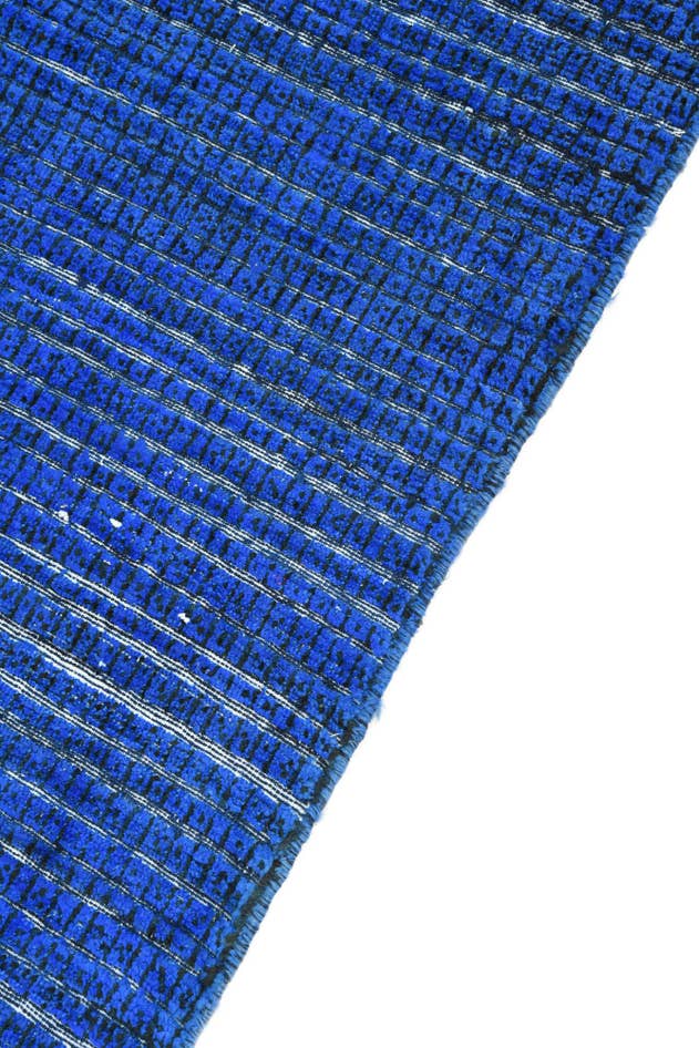 Detail image of 7' 9 x 10' 1 Hand Knotted Darya Wool Rug