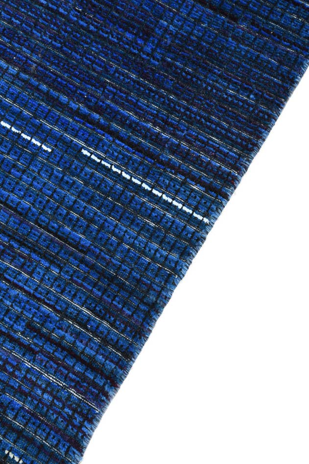 Detail image of 7' 11 x 10' 5 Hand Knotted Darya Wool Rug