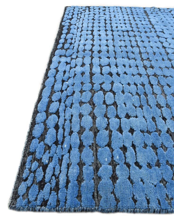 Detail image of 5' 5 x 8' 6  Hand Knotted Darya Wool Rug