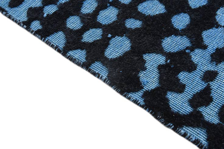 Detail image of 6' 7 x 10' Hand Knotted Darya Wool Rug