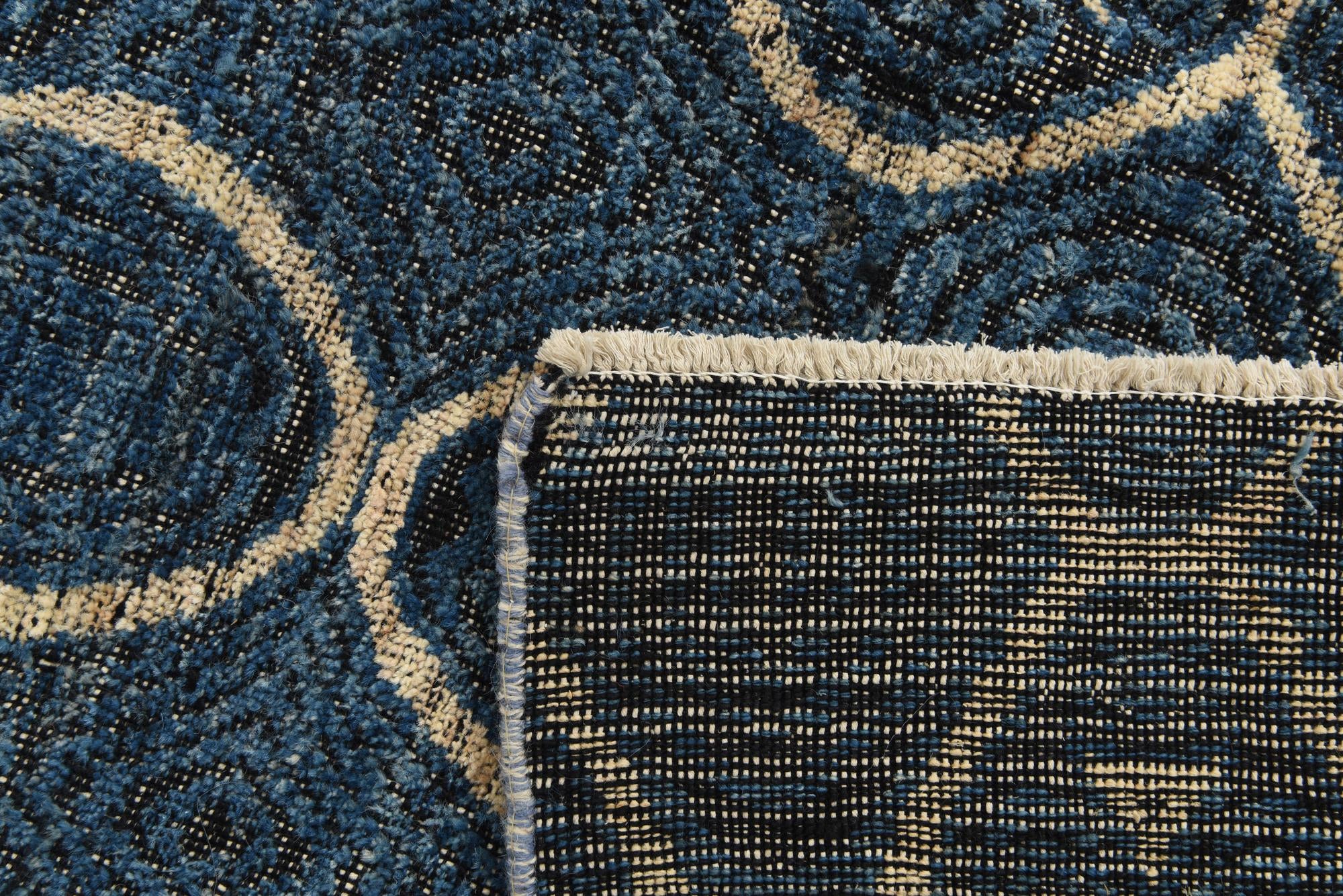 5' 8 x 7' Hand Knotted Darya Wool Rug