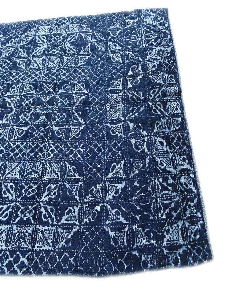 Detail image of 5' 1 x 8'  Hand Knotted Darya Rug