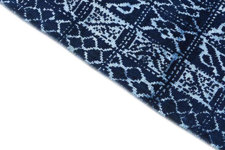5' 1 x 8' Hand Knotted Darya Rug