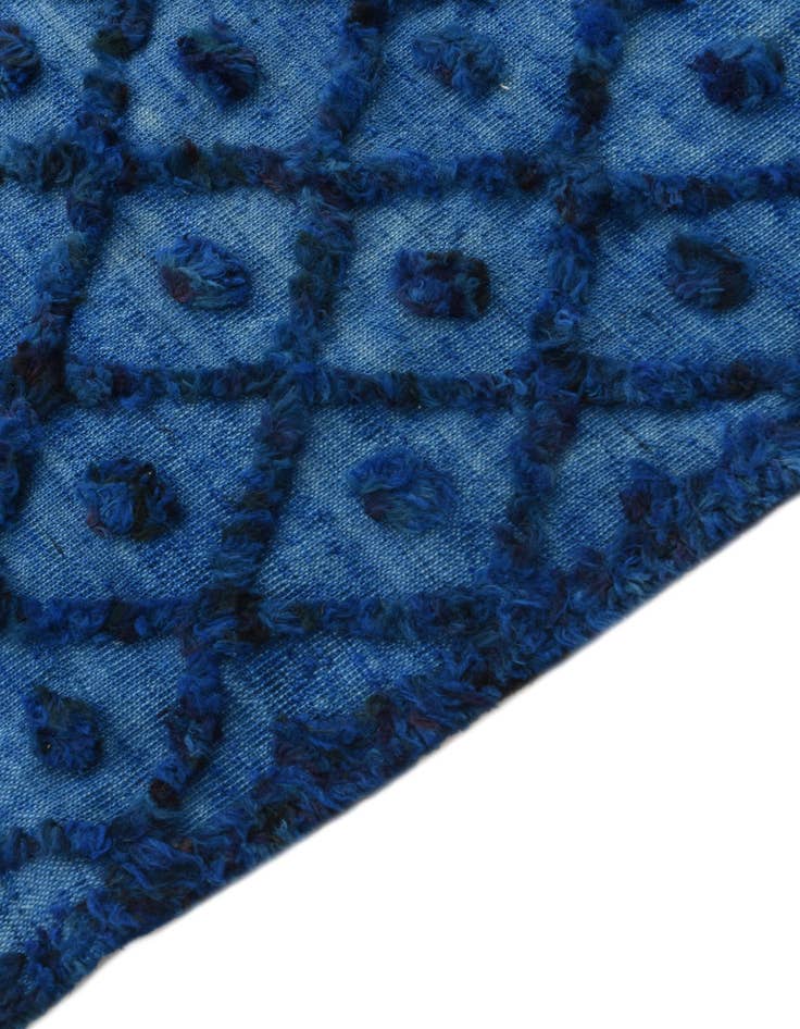 Detail image of 6' 9 x 9' 3  Hand Knotted Darya Wool Rug