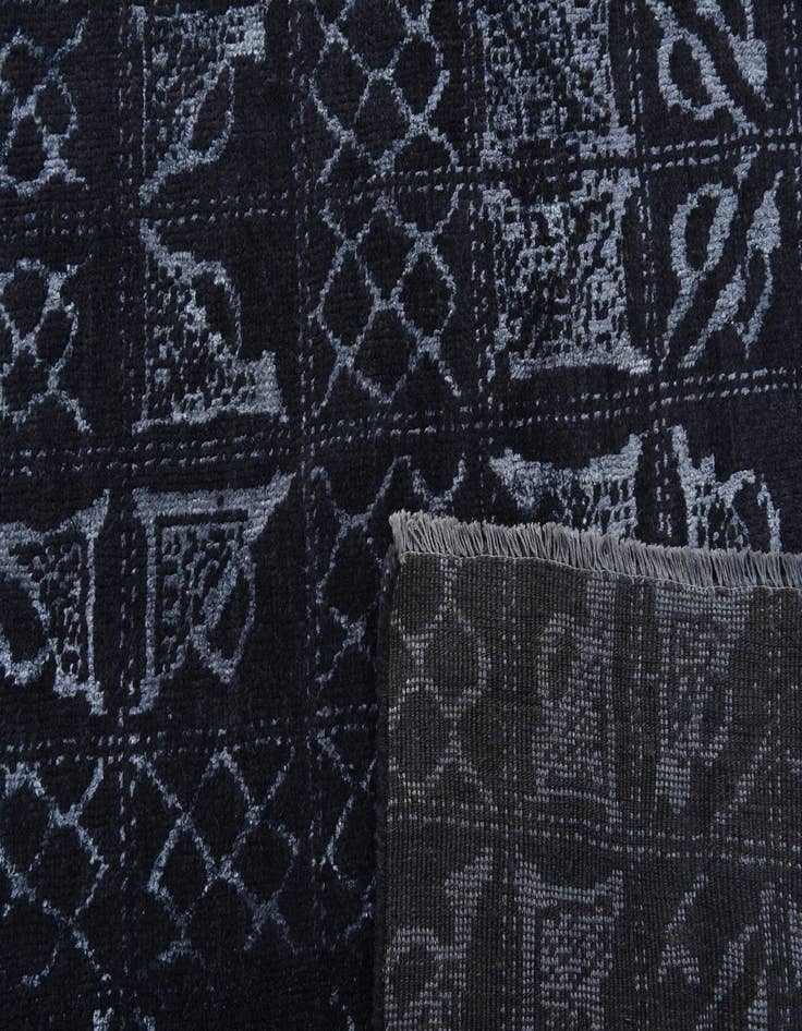 Detail image of 8' 1 x 10' Hand Knotted Darya Rug