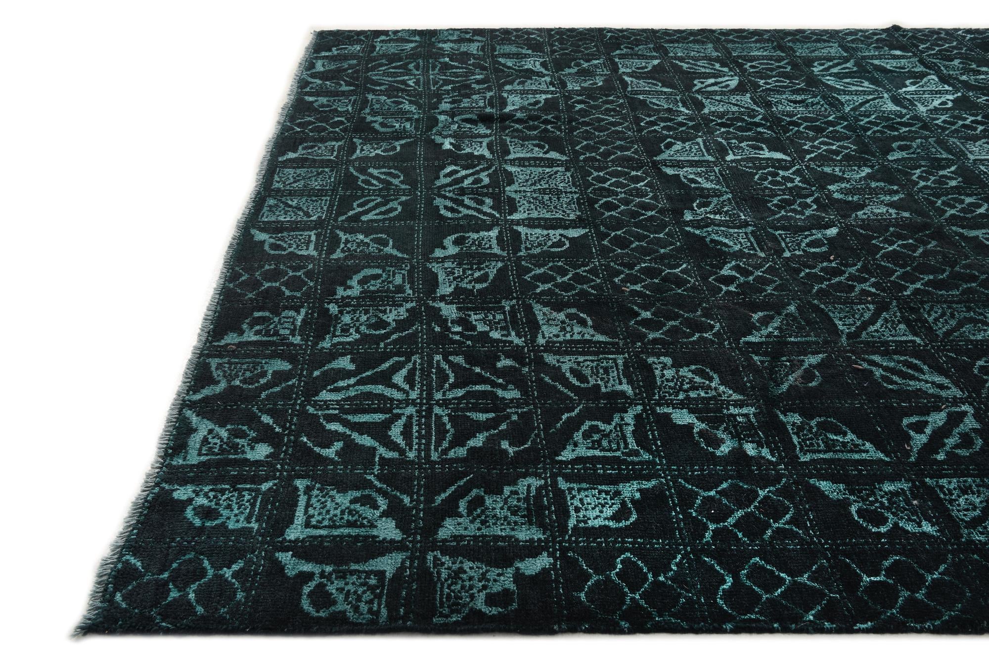 8' x 10' Hand Knotted Darya Rug