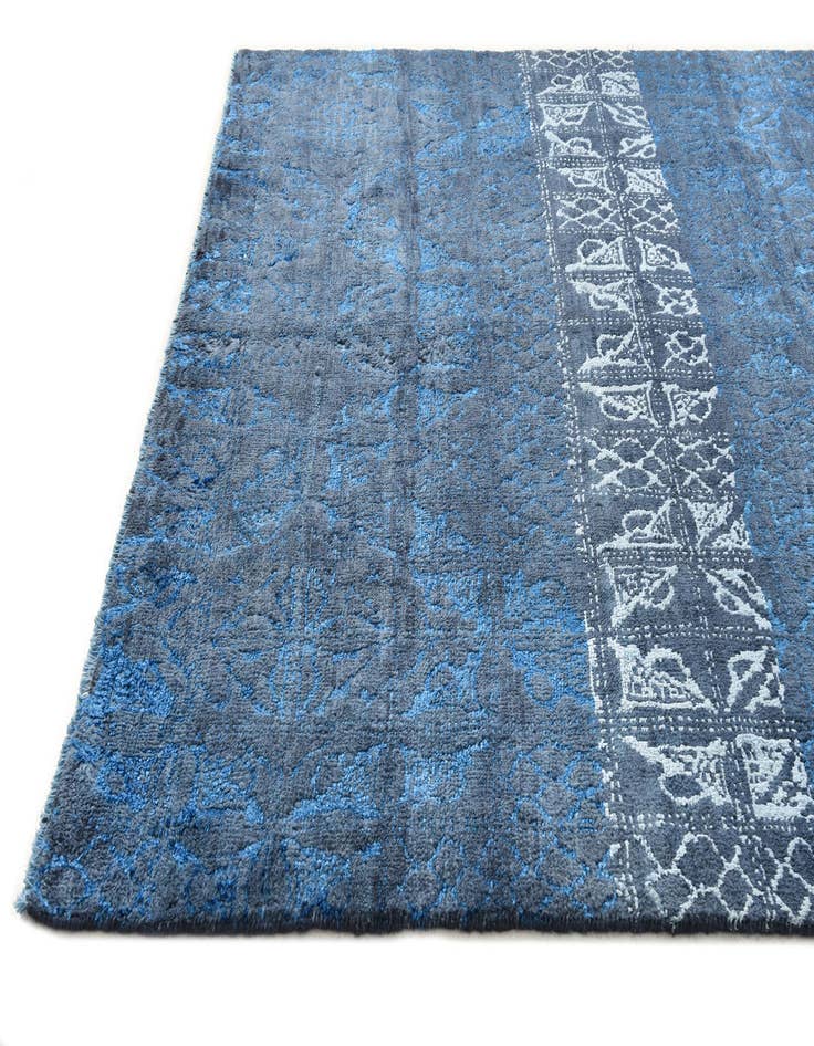 Detail image of 6' x 9'  Hand Knotted Darya Rug