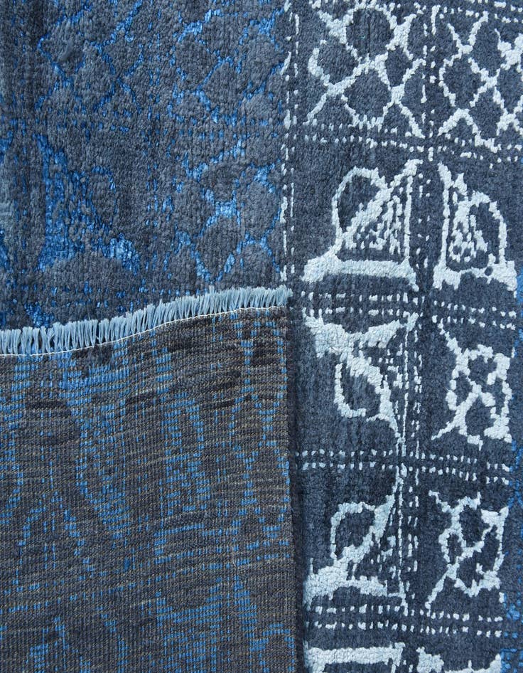 Detail image of 6' x 9'  Hand Knotted Darya Rug