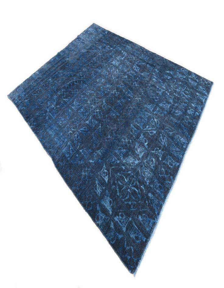 Detail image of 8' x 10'  Hand Knotted Darya Rug