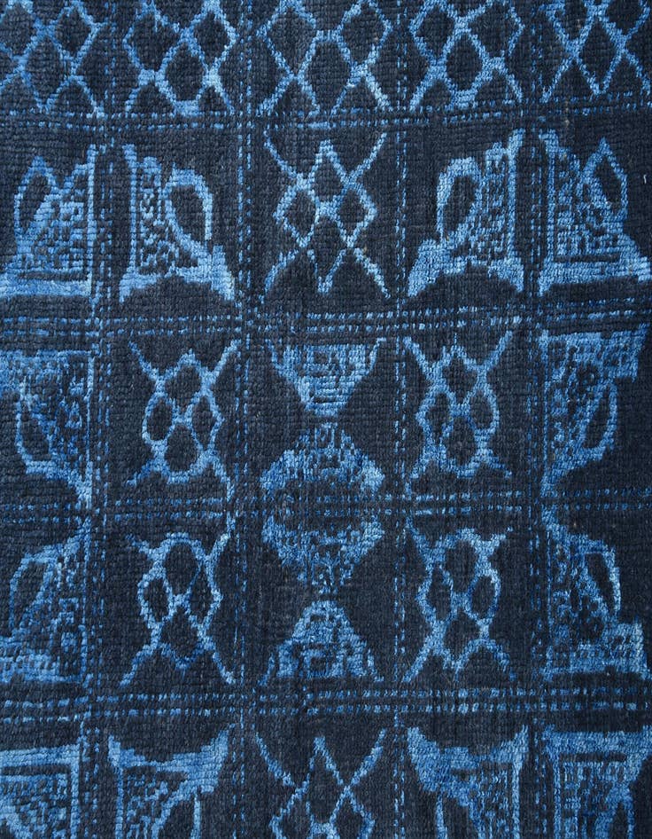 Detail image of 8' x 10'  Hand Knotted Darya Rug