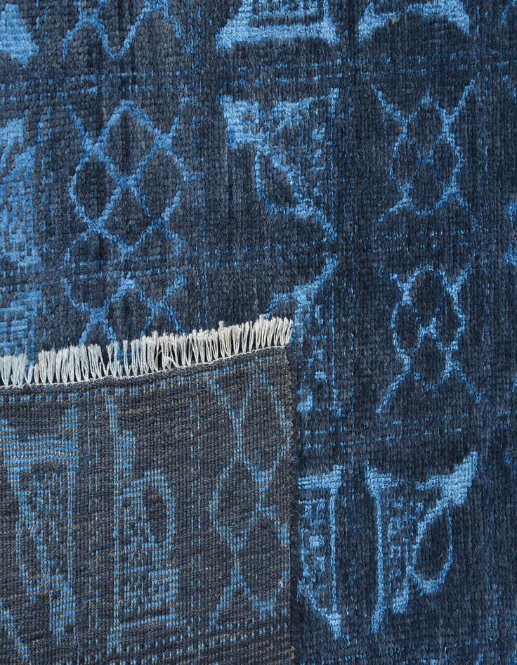 Detail image of 8' x 10' 2 Hand Knotted Darya Rug