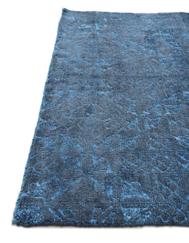 Detail image of 5' 8 x 9' 1  Hand Knotted Darya Rug