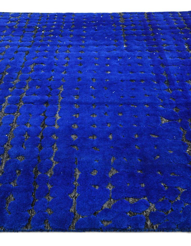 Detail image of 8' x 10' 10  Hand Knotted Darya Wool Rug