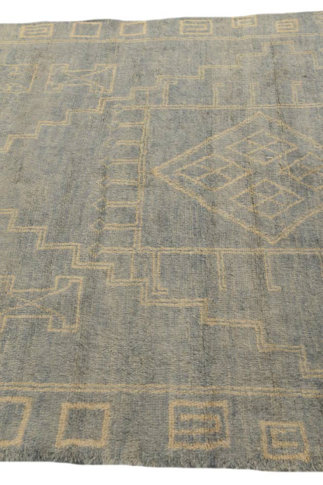 Detail image of 5' 7 x 8' 5 Hand Knotted Darya Wool Rug