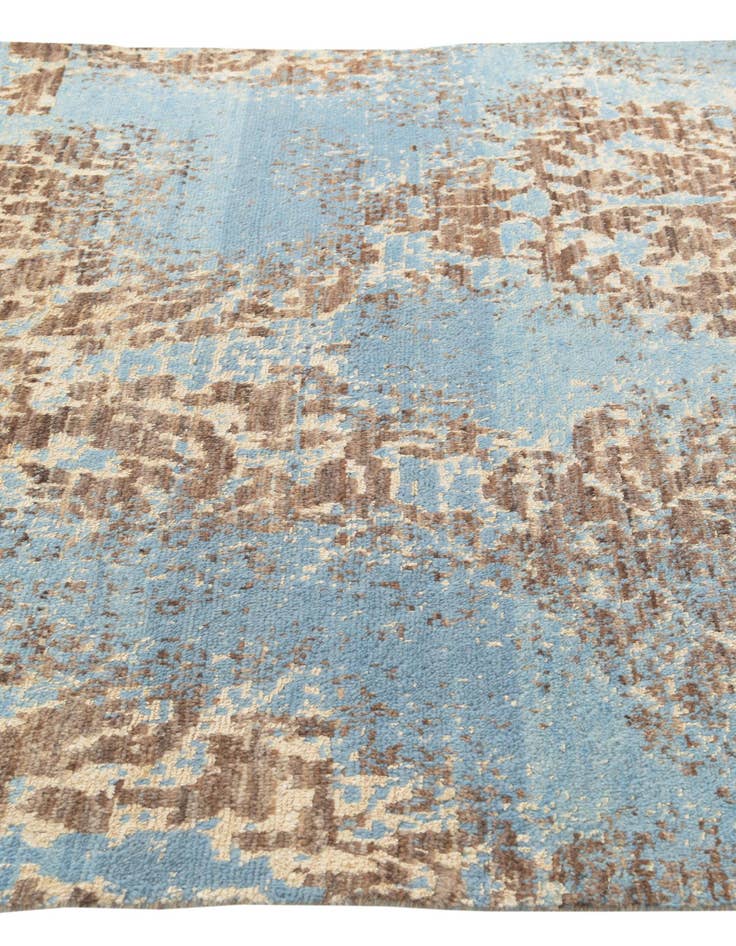 Detail image of 6' 1 x 9' 4  Hand Knotted Darya Rug