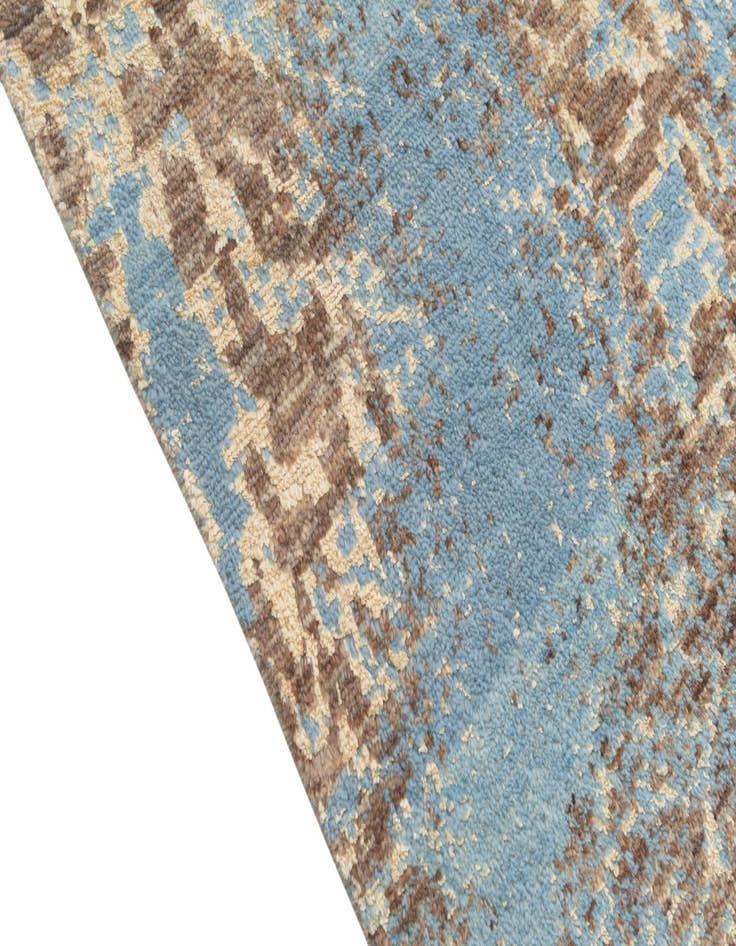 Detail image of 6' 1 x 9' 4  Hand Knotted Darya Rug