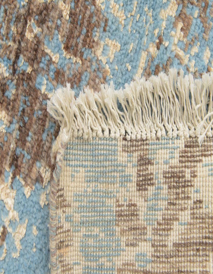 Detail image of 6' 1 x 9' 4  Hand Knotted Darya Rug