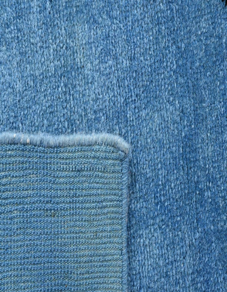 Detail image of 5' 7 x 8' 2  Hand Knotted Darya Wool Rug