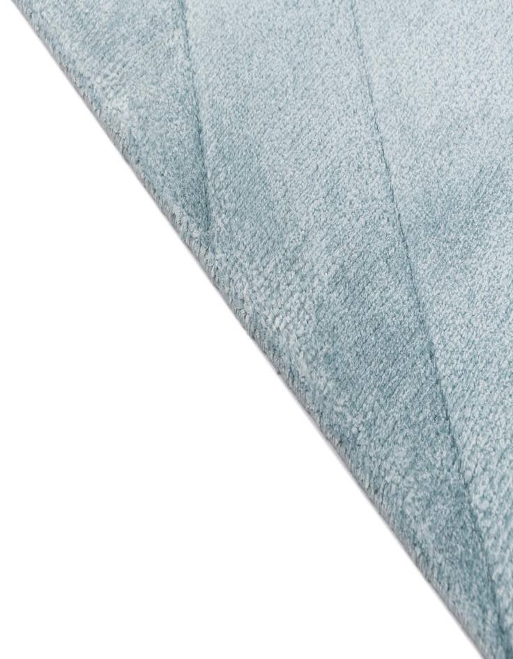 Detail image of 9' 10 x 13' 1  Hand Knotted Darya Wool Rug