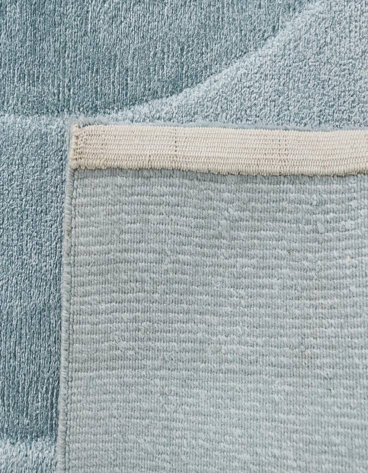 Detail image of 9' 10 x 13' 1  Hand Knotted Darya Wool Rug