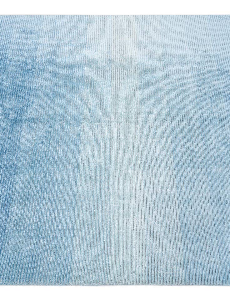 Detail image of 5' 6 x 8'  Hand Knotted Darya Wool Rug