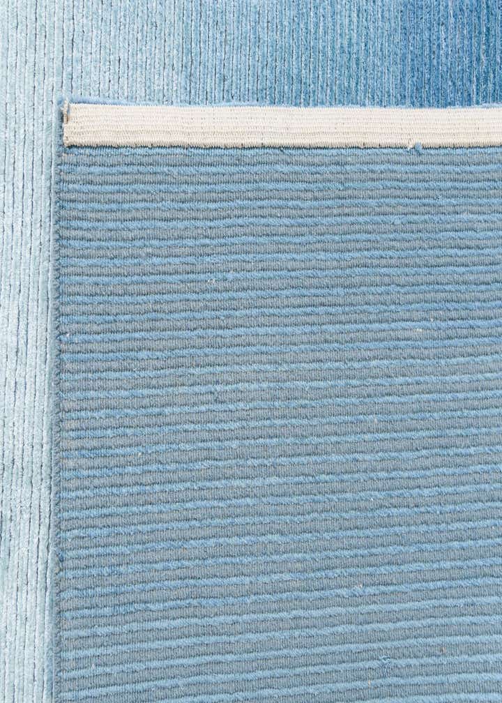 5' 6 x 8' Hand Knotted Darya Wool Rug